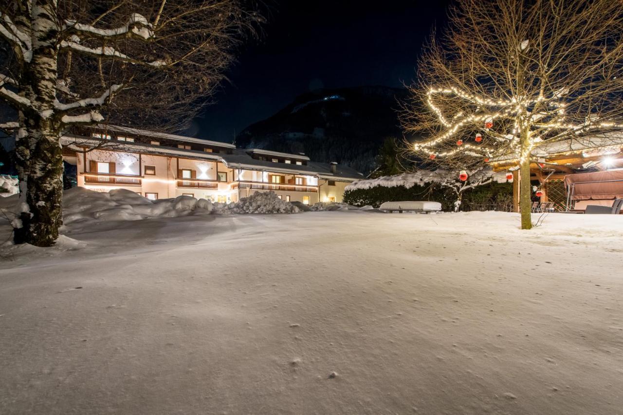 Garni Niederbacher Hotel Campo Tures Exterior photo