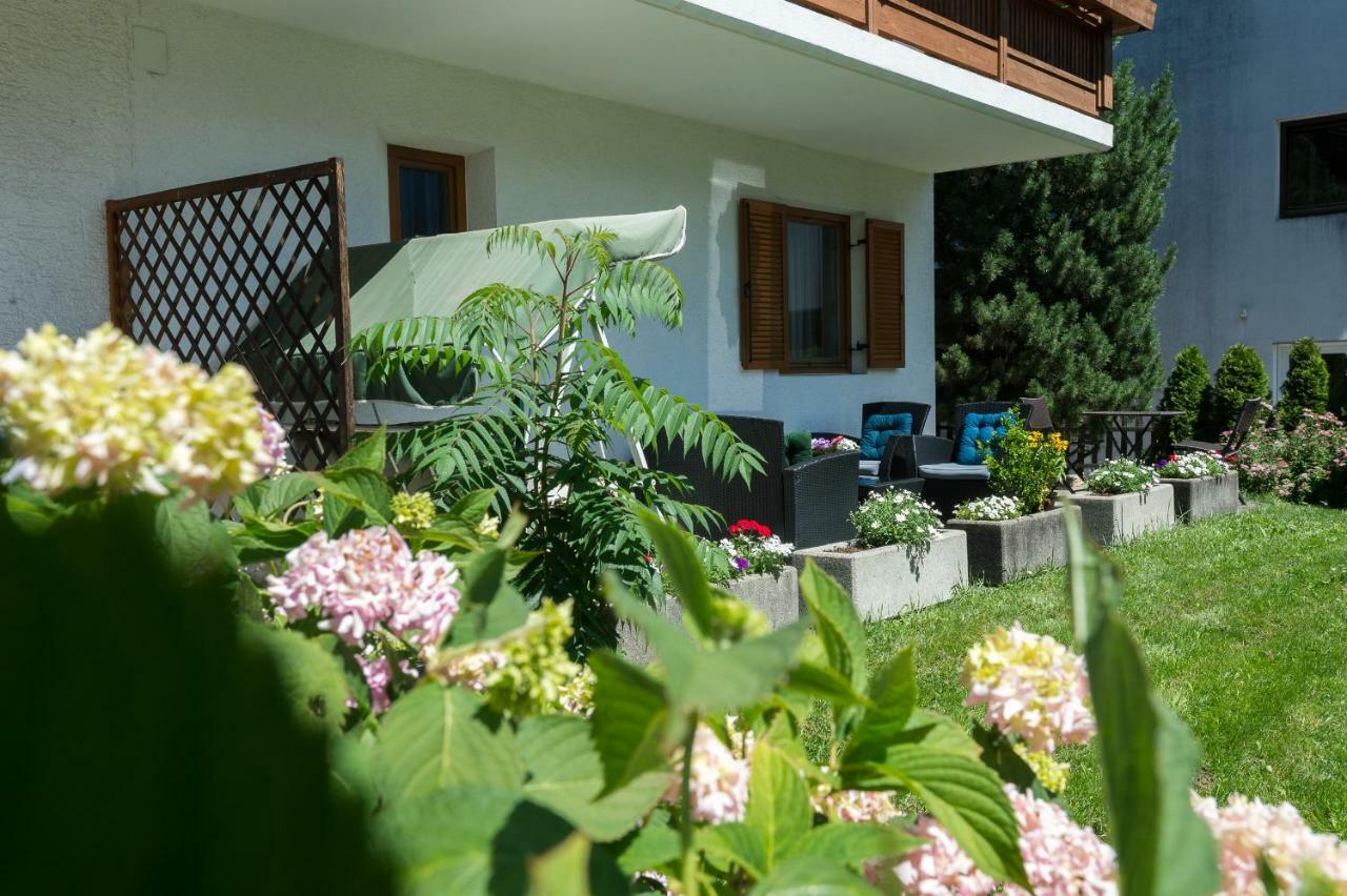 Garni Niederbacher Campo Tures Exterior photo