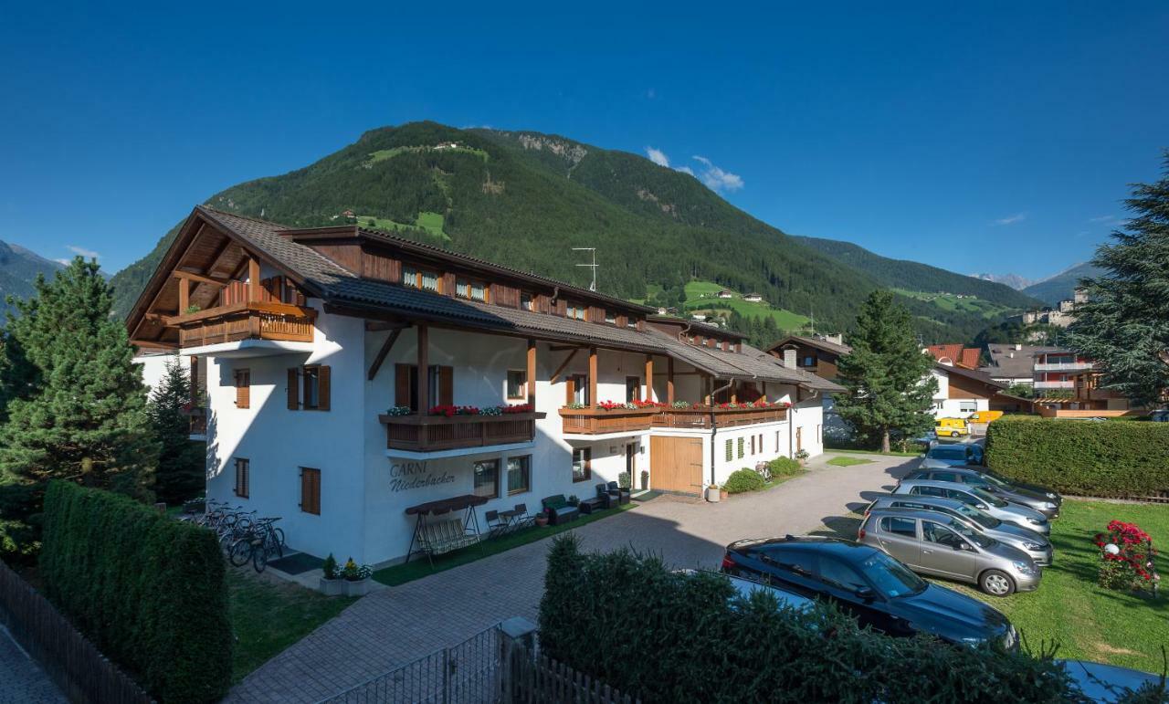 Garni Niederbacher Campo Tures Exterior photo