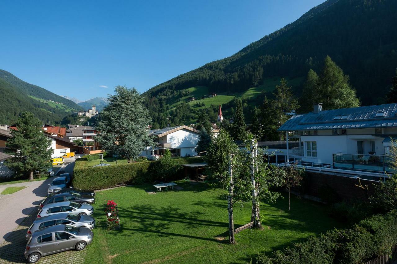 Garni Niederbacher Hotel Campo Tures Exterior photo